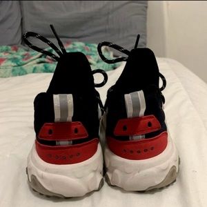 Nike React Presto Black Phantom Red Size 5